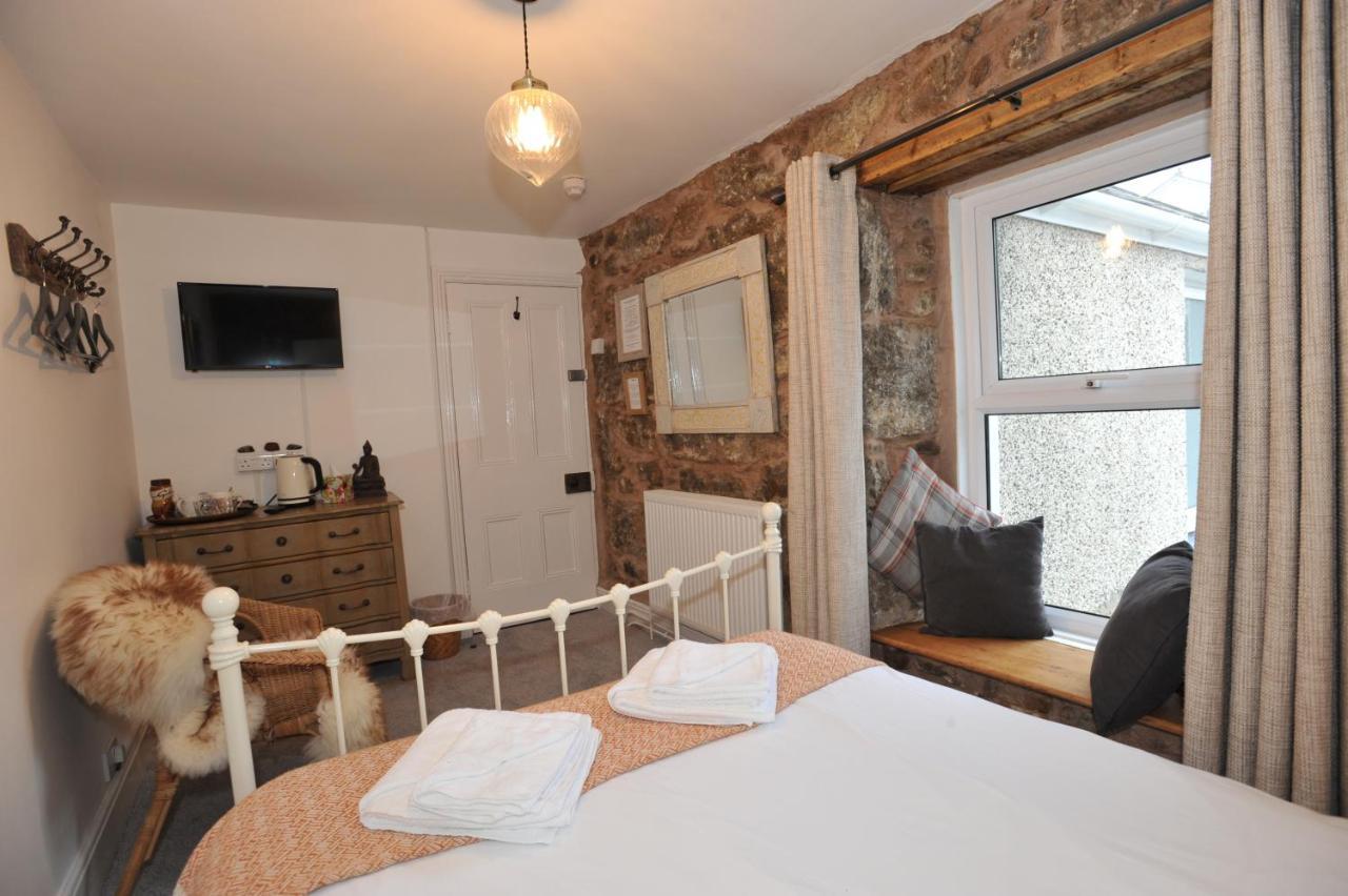 Sea View Guest House Benllech Exterior photo
