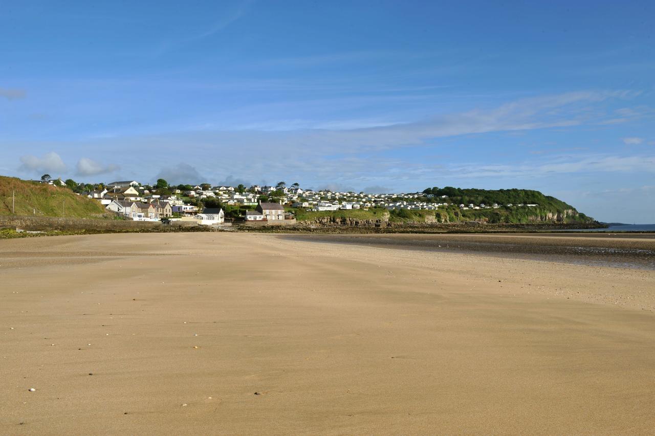Sea View Guest House Benllech Exterior photo