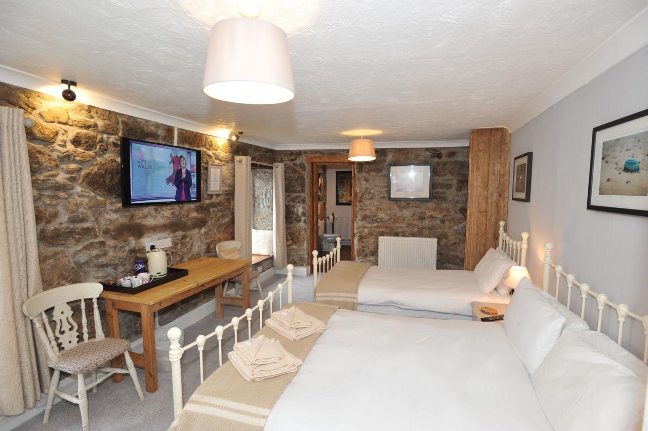 Sea View Guest House Benllech Exterior photo