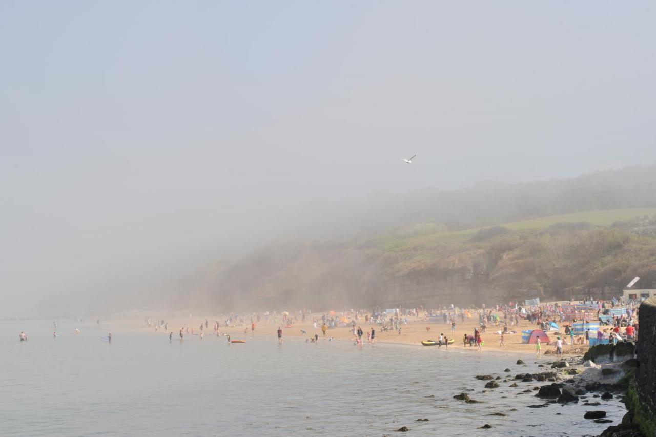 Sea View Guest House Benllech Exterior photo